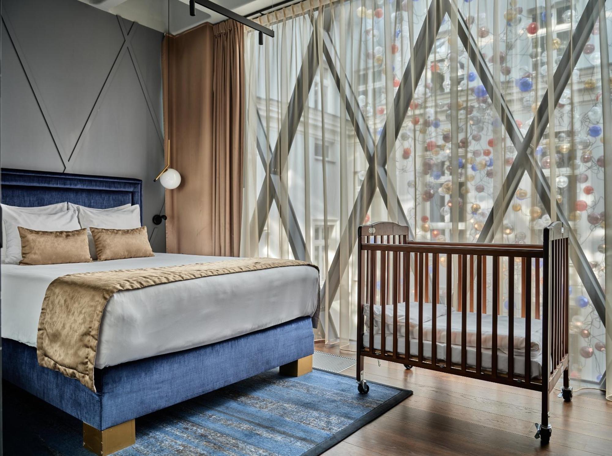 Hotel Indigo Nowy świat, An Ihg