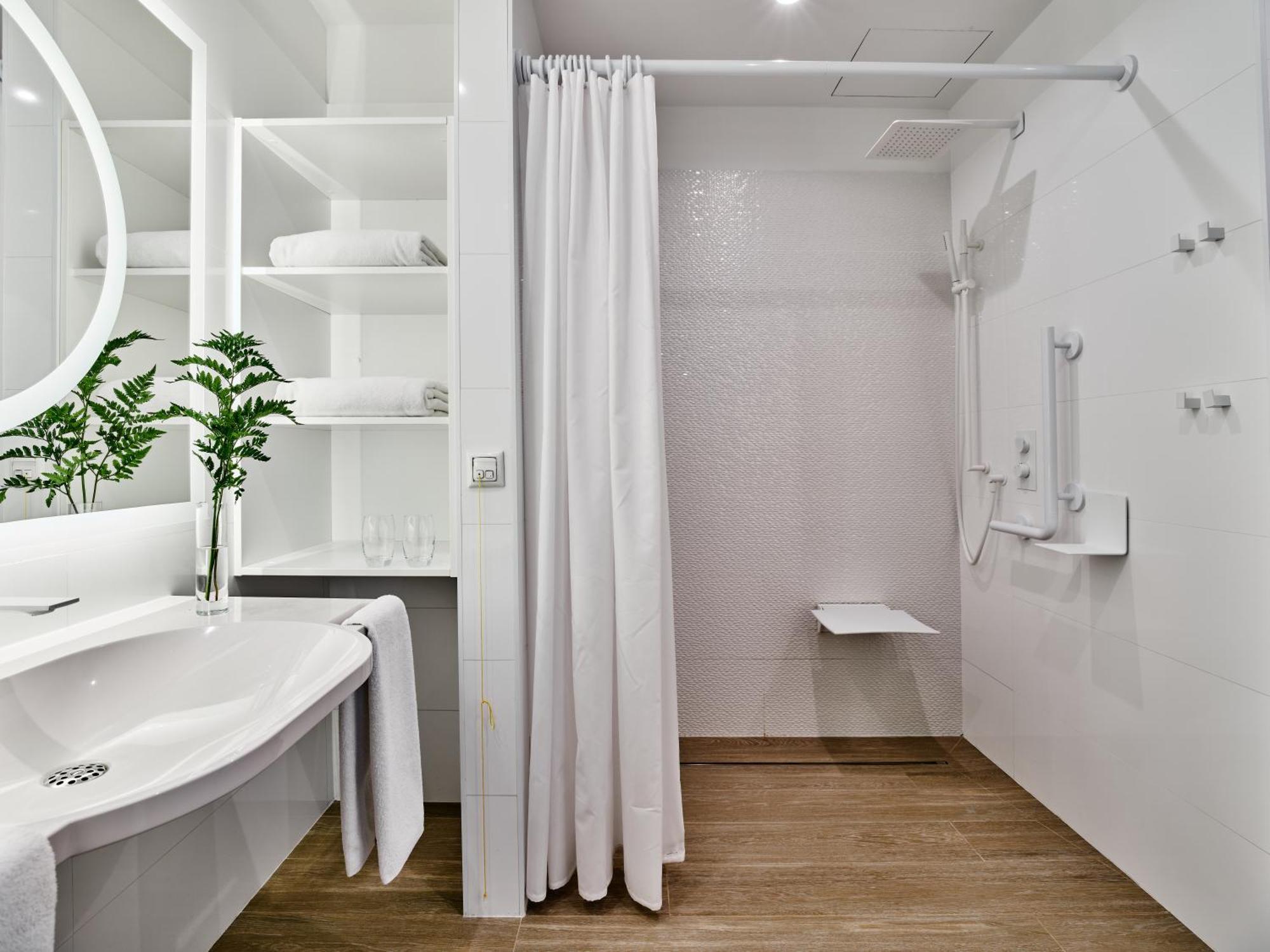 Indigo Nowy świat, An Ihg 4*