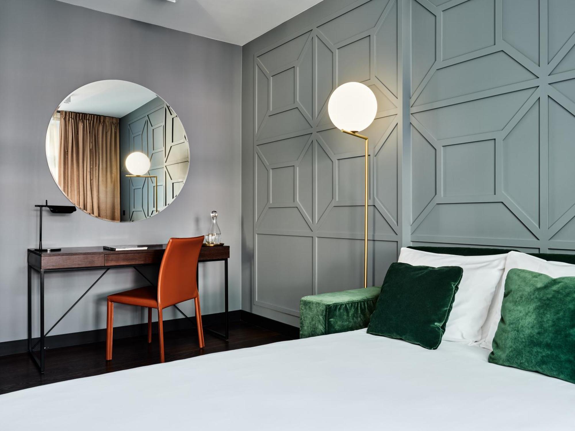 Indigo Nowy świat, An Ihg 4* Warszawa