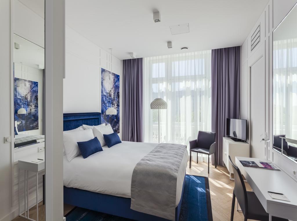 Hotel Indigo Nowy świat, An Ihg
